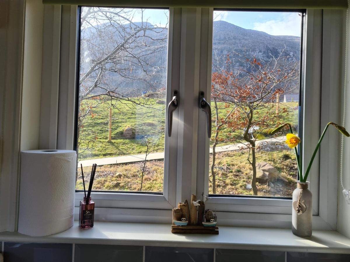 The Bay ,Luxury Shepherds Hut, Dundonnell Kültér fotó